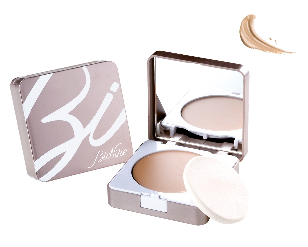 BioNike DEFENCE COLOR Second Skin, kompaktinė kreminė pudra, Nr. 501 -  